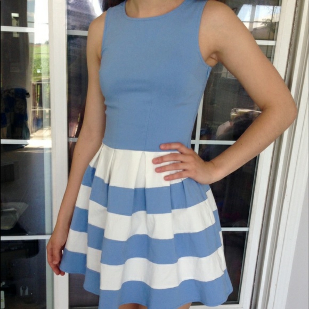 Fashionomics Summer Dress
